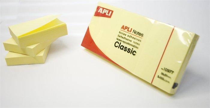 Samolepicí bloček "CLASSIC", žlutá, 38 x 51 mm, 100 listů, APLI 10977